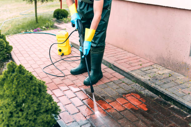 Best Residential Pressure Washing Services  in Navajo, NM