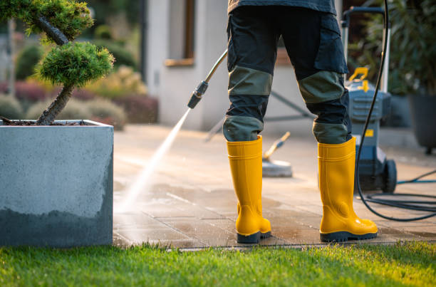 Best Deck Pressure Washing  in Navajo, NM